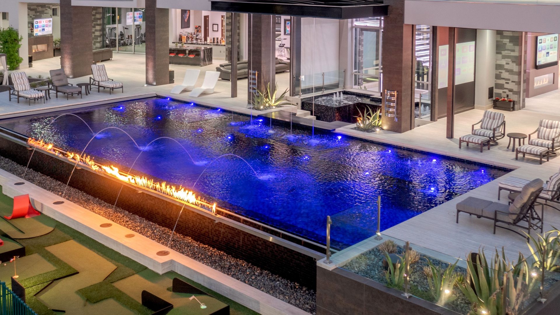 3. Commercial Pool Thumbnail