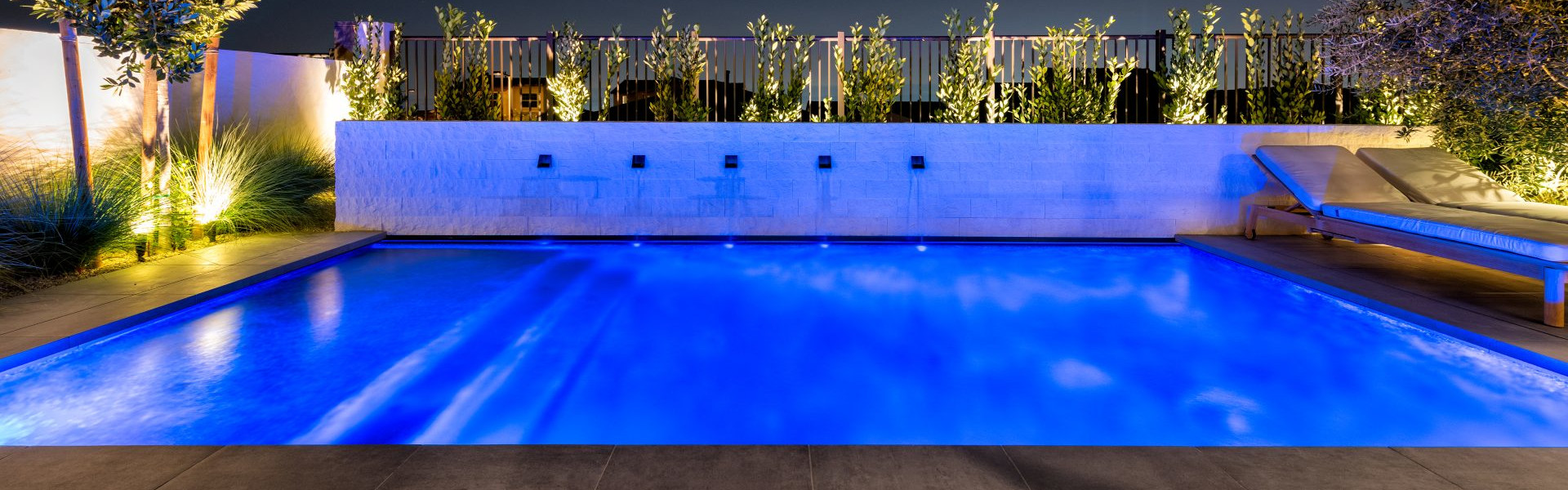 CREATOR: gd-jpeg v1.0 (using IJG JPEG v62), quality = 82